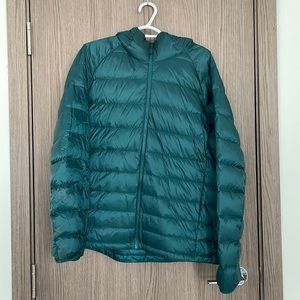 Uniqlo Green Ultra Light Down Puffer